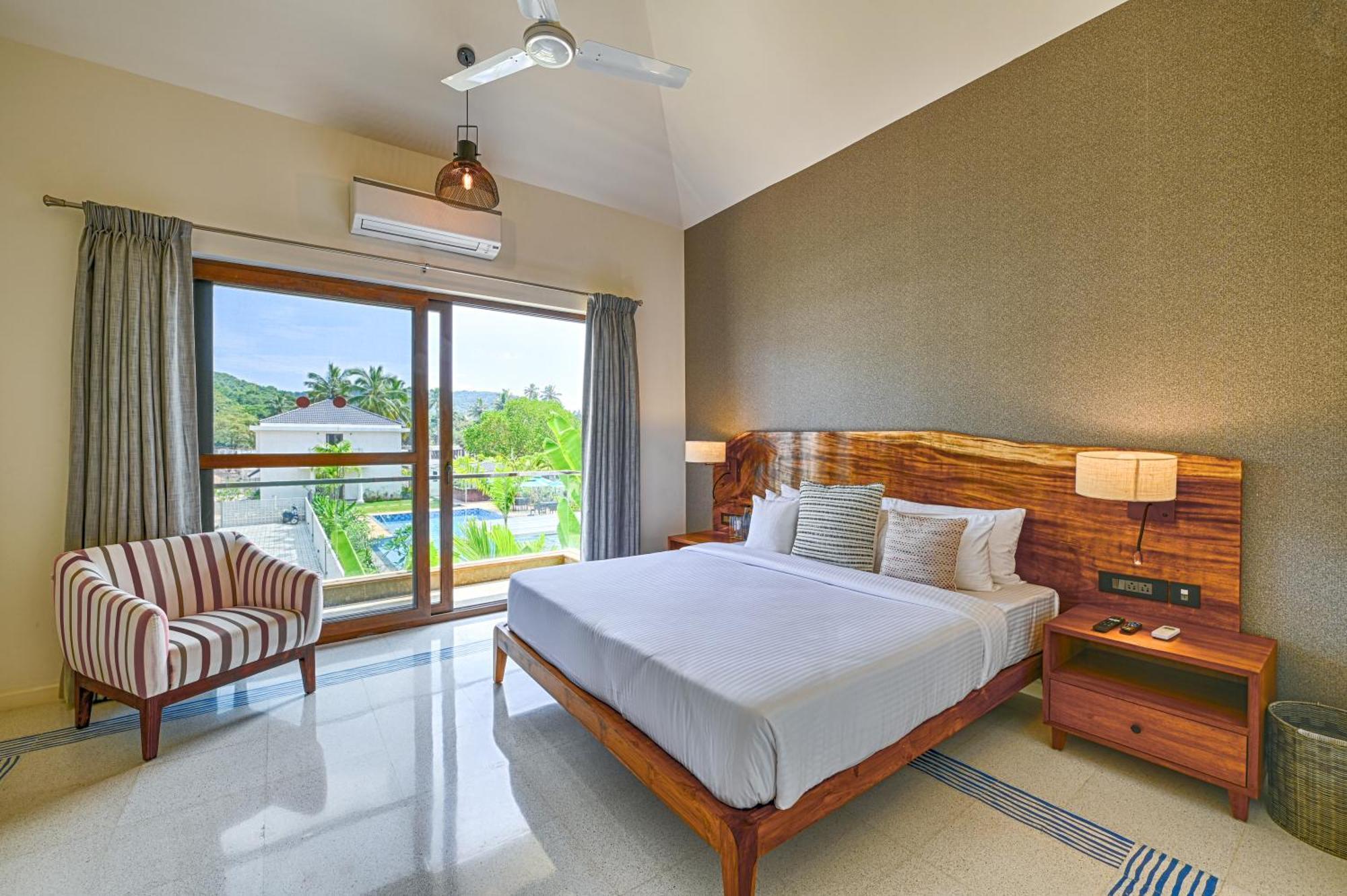 Melhor Stays Villa - L-M102 Luxurious 4Bhk Villa With Private Pool, Anjuna Exterior photo